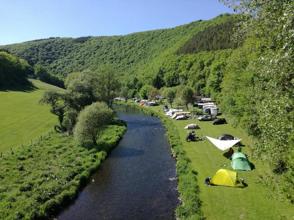 Leafmaxi - Camping Du Nord Bourscheid Exteriér fotografie
